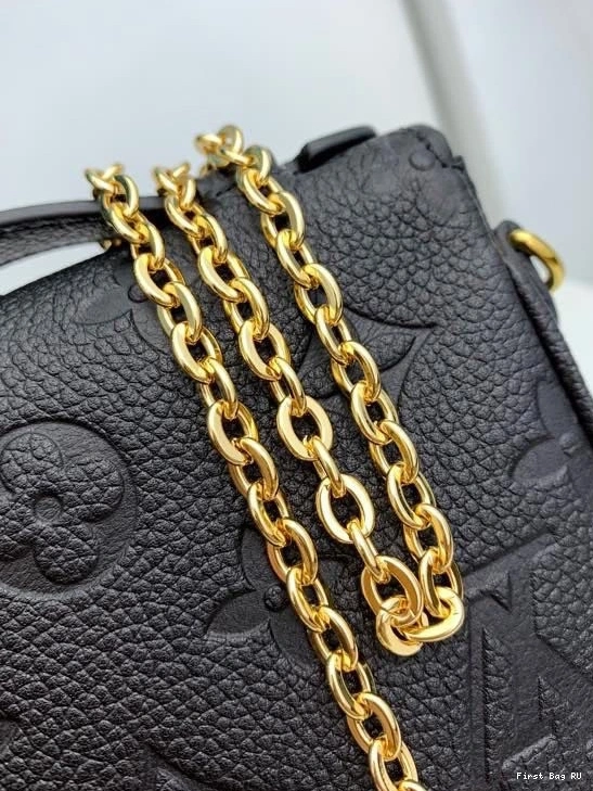 First bags ru Vuitton Louis METIS MICRO 0816